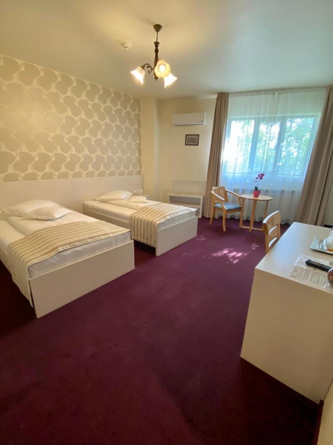 Pensiunea Rix Rooms Focşani Eksteriør bilde